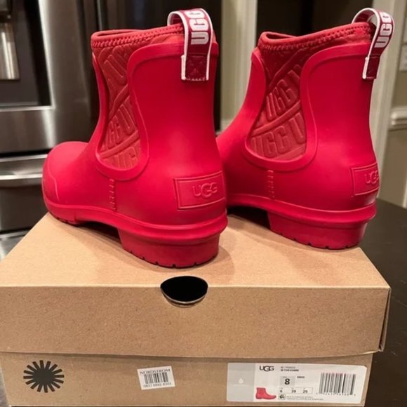 NEW! UGG Chevonne Boot Ribbon Red Women size 5 - Picture 8 of 13